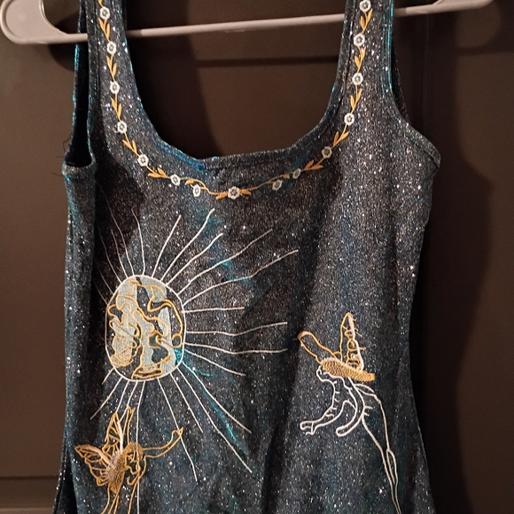 Sequined Unique Beautiful New Dress - Picture 6 of 11